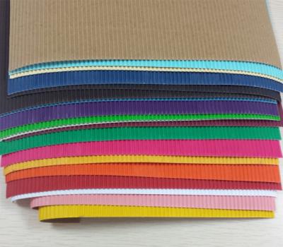 China Biodegradable Metallic Corrugated Colored Craft Paper Sheet Corrugated Paper Roll for DIY and Packaging for sale