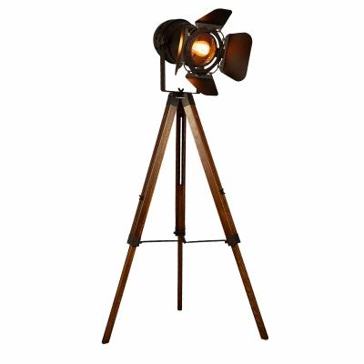 China Modern Simig Lighting Natural Wood Tripod Attic Vintage Spotlight Black Wood Position Lamp Head Floor Lamp For Living Room for sale