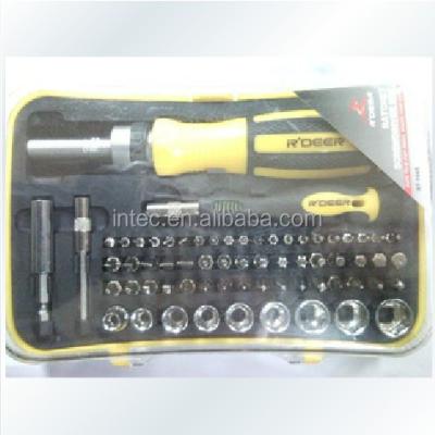 China 65 Piece Ratcheting Screwdriver Set With Sockets And Bit M010846520 for sale