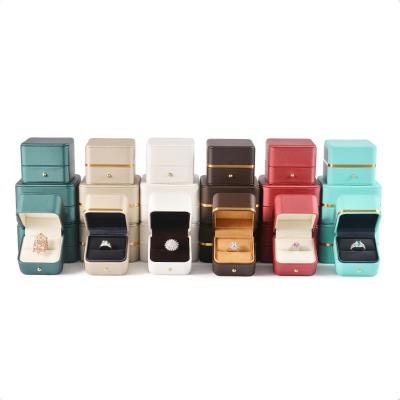 China Colorful series of leather bracelet box jewelry storage JINSKY jewelry box ring necklace bracelet PU jewelry box for sale