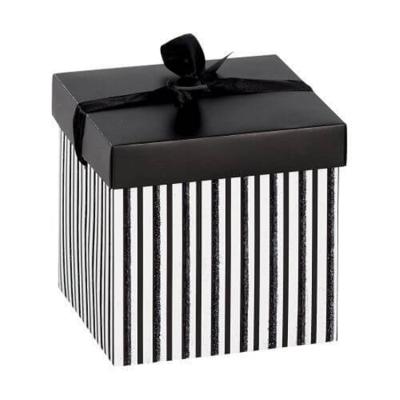 China OEM Recyclable Gift Boxes Packaging Luxury Black Folding Gift Box With Ribbon for sale