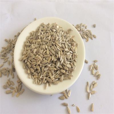 China Dried confectionery sunflower kernels with organic sunflower seed kernels for sale