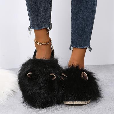 China Light cute home slippers furry female 2021 autumn and winter new plus large size velvet cotton slippers warm Baotou half slippers for sale