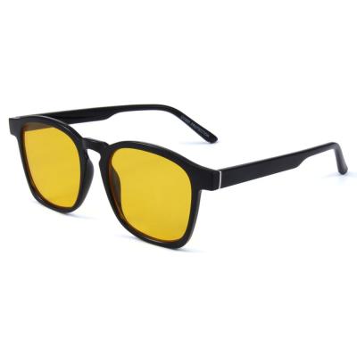 China Fashion Sunglasses Wholesale Black Plastic Frame Night Driving Lens Driving Glasses UV400 for sale