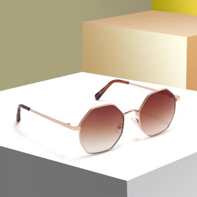 China Cute Sunglasses 2021 Fashionable Luxury Oversized Sunglasses 2021 Frame Women Sun Glasses Sun Glasses for sale