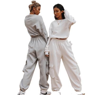 China Custom Wholesale Anti-pilling Tracksuit Sweat Suits Hot Two Piece Casual Wide Leg Set Women Jogging Hooded Jogger Sweatsuit for sale