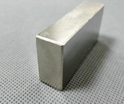 China Industrial Super Strong Sintered Magnet N52 Neodymium Block Magnet F60x40x20 for sale