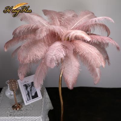 China Old pink ostrich feather decoration feather wedding beautiful new plumes de plumas de colores 60-65cm large for sale