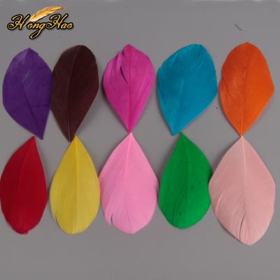 China Wholesale Colorful Colorful Goose Quill Feather Fabric For Decorative Feathers for sale