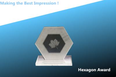 China crystal hexagon award/blank crystal hexagon award/crystal hexagon trophy/hexagon trophy à venda