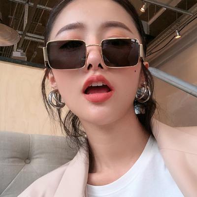 China 2021 Trendy Luxury Women Fashion Glass Shades Sun Rimless Square Sunglasses Men Men for sale