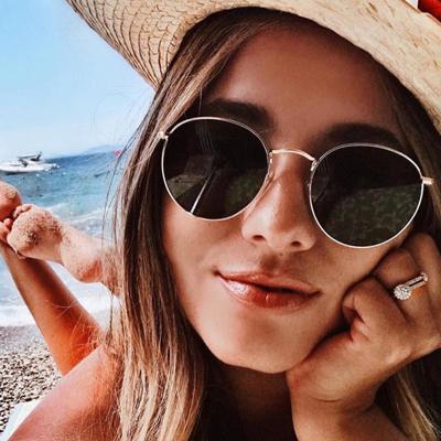 China Fashion Sunglasses 2021 Vintage Trendy Women Glass Fashion Shades Square Sun Glasses for sale