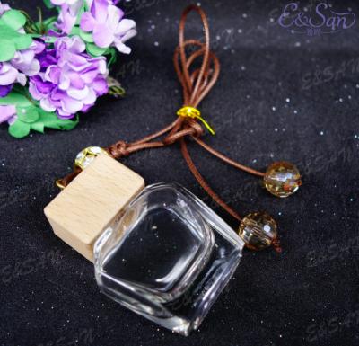 China Wholesale PERFUME FMT557-15ML Wooden Lid With Automatic Clear Glass Perfume Bottle Rope Empty Perfume Bottle Diffuse Hanging Hot Stock for sale