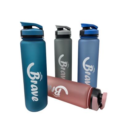 China Amazon Success 1000ml Bpa Free Sustainable Plastic Drink Bottle Portable Plastic Water Bottles for sale