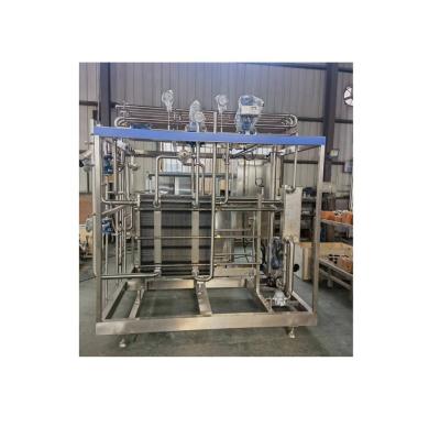 China Milk Plate Type Heat Exchanger Beverage Uht Sterilizer with Polish Mirror Polish for sale