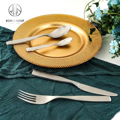 China Viable Good Quality Silver Flatware Set Restaurant Dinnerware Spoon Knife Stainless Steel Forks And Cutlery for sale