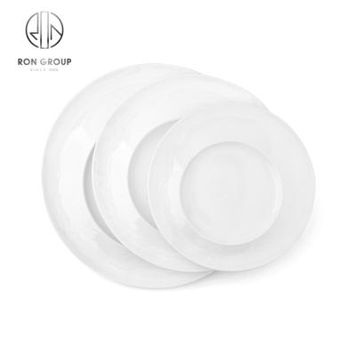 China Viable Wholesale Hotel Restaurant Flea-proof Ceramic Simple Wedding Dish White Soup Dish 14 Inch for sale