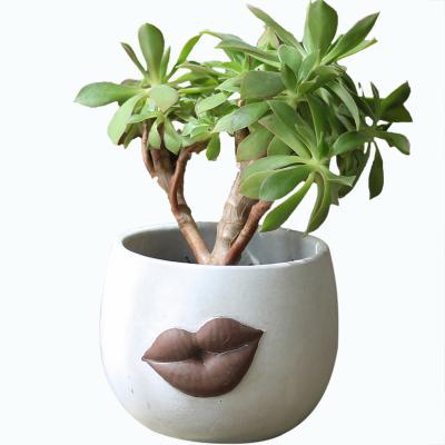 China Creative American Style Lips Cement Flower Pot Large for sale