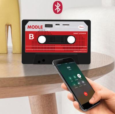 China Wireless speaker retro classic nostalgia tape mp3 player nostalgia cassette adapter mucic for sale