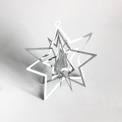 China Europe Hot Sales 3D Metal Etched Spinner Christmas Ornament for sale