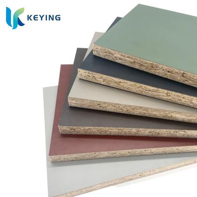 China Best Selling Modern Particleboard 18mm 38mm 40mm Particle Board Moisture Proof Single Board For Almirah Wood Designs for sale