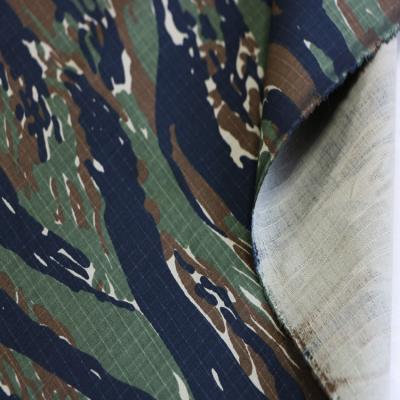 China Shaoxing Textile Shrink-Resistant 100% Cotton Dye Printed Military Camouflage Fabric BT-064 for sale