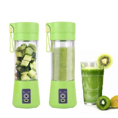 China Good Quality Healthy Wholesale 4 Blades Electric Mini Fruit Juicer USB Rechargeable Portable Blender for sale