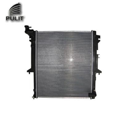 China plastic tank & Aluminum Core Car Aluminum Radiator And Auto Radiator For Mitsubishi Pickup Triton L200 4D56 MT Auto Radiators OEM MN135032 for sale