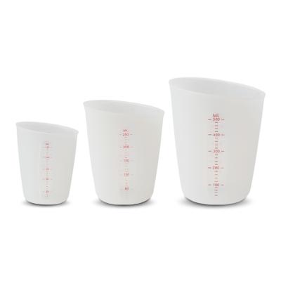 China Transparent Heat Resistant Viable Silicone 250ml 500ml Squeeze And Pour Measuring Cup Set for sale