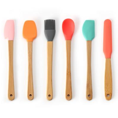 China Sustainable Factory Price 6pcs Silicone Kids Baking Tool Kit Spatula Brush Spoon Set With Wooden Handle for sale