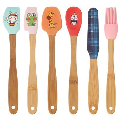 China Viable Wholesale Wooden Handle Mini Children Tool Kit Cake Spatula Baking Brush for sale