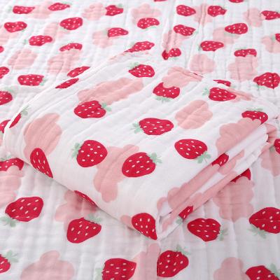 China HOSHOM Viable Digital Printing Muslin Blanket Microfiber Bath Towel Kids Bath Towels 100% Cotton Gauze for sale