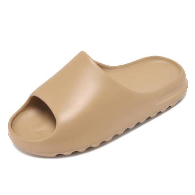 China Light weight 502 men outdoor slipper anti-slip yeezy slides round EVA slide for sale