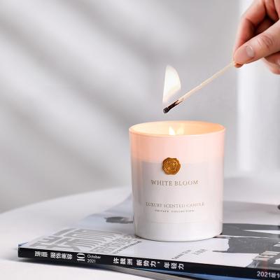 China 200G Birthdays Scented Luxury Candle Soy Wax Candles With Hot Stamping Seal Personalized Round Tins Container Luxury Scented Candle for sale