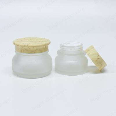 China Cosmetic Screw Lid Frosting Finish Glass Cream Jar Cosmetic Bottle With Pad for sale