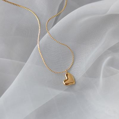 China Eco - Friendly Personalized Simple Stainless Steel Love Heart Charms Pendants For Necklace for sale