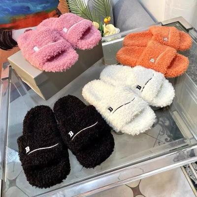 China Damping girls slippers for sale