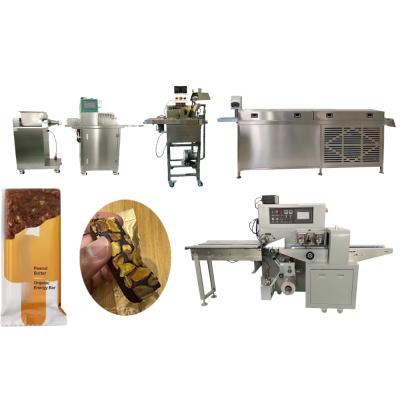 China Snacks Protein Bar Making Machine Linha de produção com máquina de embalar à venda