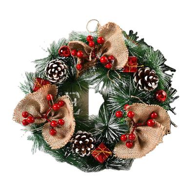 China 2021 Style Christmas Wreath Berry Latest New Chirstmas Decor for sale