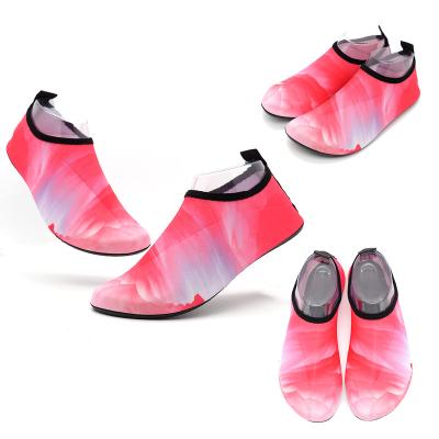 China Beautiful fashion women's anti-slip pink water shoes, outdoor water sports beach shoes, factory directly for custom logo custom model for sale