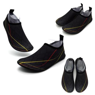 China Men's Non-slip Simple Black Quick-drying Beach Printing Soft Sole Shoes Non Slip Breathable Water Sports Shoes Convenient Factory Direct Sales for sale