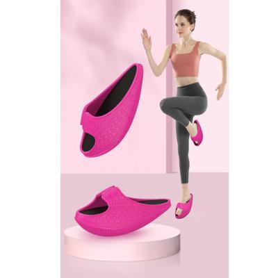 China Sports Orthopedic Shoes Shape Soft Popular Woman Shaking Slipper Fitness Massage Slipper for sale