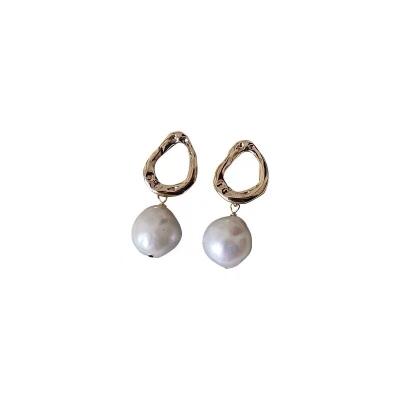 China Factory direct supply FASHIONABLE natural baroque pearl earrings for sale