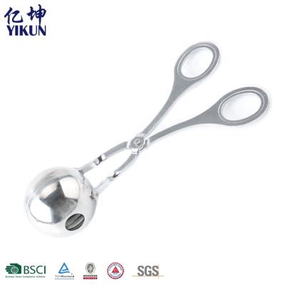 China 2020 Creative Eco Friendly 304 Stainless Steel Fish Ball Clamp Viable Kitchen Instruments Meatball Clip for sale