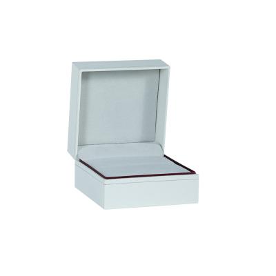 China Handmade Portable Jewelry Ring Box Logo Printed Ring Earrings Luxury Gift Jewelry Box for sale