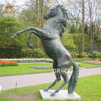 China Traditional Bronze Horse Statue Garden Decoration Bronze Rearing Horse Statue for sale