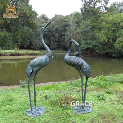 China Traditional Outdoor Sculpture Crane Life Size Bronze Garden Metal Statue for sale