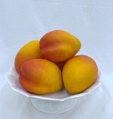 China Decorations.Gifts.For Home Decoration Table Indoor Photography Props Window Display Home Furnishings Simulation Fruits Model Artificial Fruit Mango for sale