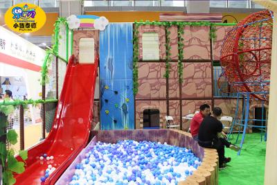 China Long Kids Playground Slide Fibreglass Material  Non - Toxic  Fire Resistance for sale