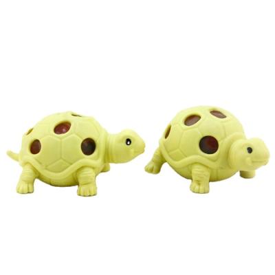 China Hot Selling Eco-friendly Iron Tending Flybear TPR Turtle Gel Water Squishy Beads Freeze Light Stress Ball for sale